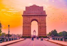 Top 10 Best Tourist Places In India 2024 Top 10 tourist place in india